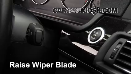 2012 BMW 550i xDrive 4.4L V8 Turbo Balais essuie-glace avant Changer les balais des essuie-glace